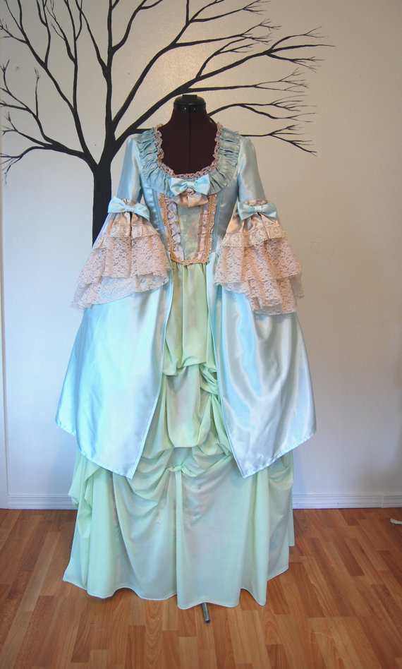 Ladies 18th Century Marie Antoinette Masked Ball Victorian Costume Size 6 - 8 Image